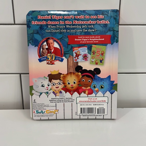 Daniel Tiger and the Nutcracker Board Book Baby Toddler Holiday Christmas Gift - Picture 2 of 4